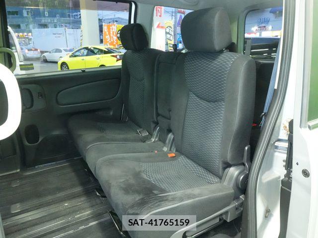 Nissan SERENA 2011-06 7619857-26