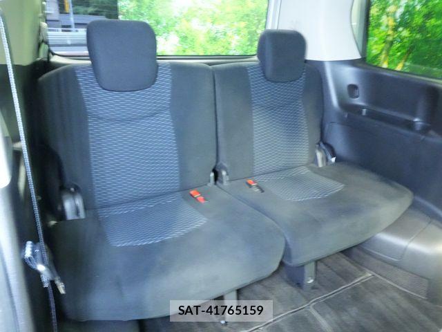 Nissan SERENA 2011-06 7619857-27