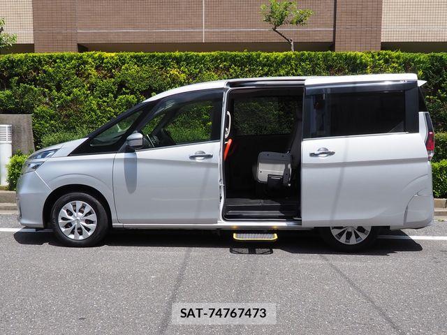 Nissan SERENA 2016-12 7619853-0