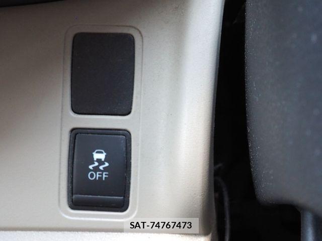 Nissan SERENA 2016-12 7619853-9