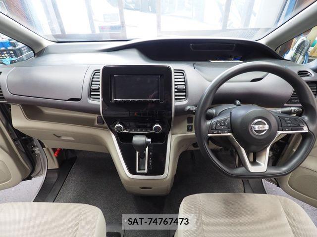 Nissan SERENA 2016-12 7619853-1