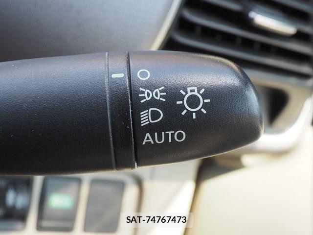 Nissan SERENA 2016-12 7619853-5