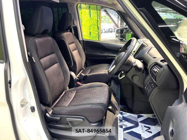 Nissan SERENA 2018-08 7619839-7