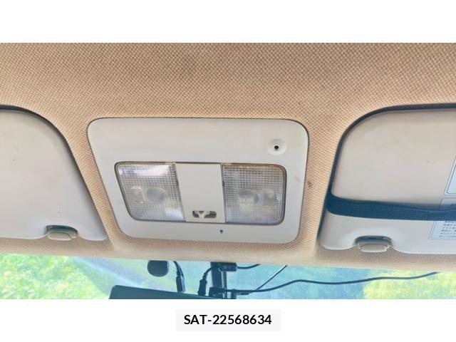 Nissan SERENA 2005-10 7619864-17