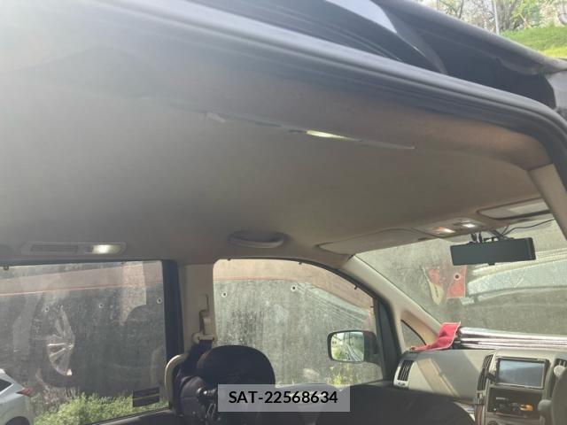 Nissan SERENA 2005-10 7619864-24