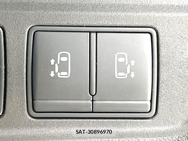 Nissan SERENA 2019-02 7619825-2