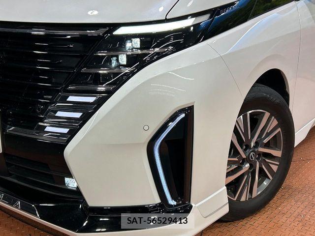 Nissan SERENA 2023-07 7619782-12