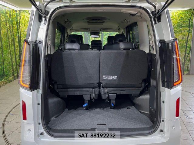 Nissan SERENA 2023-04 7619797-9