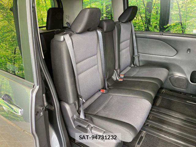Nissan SERENA 2022-05 7619842-8