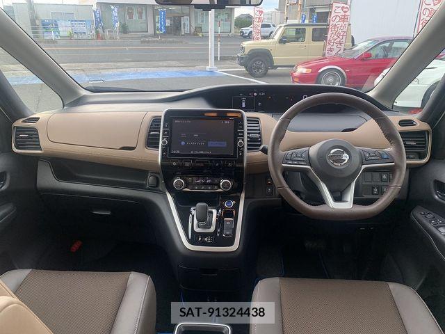 Nissan SERENA 2018-05 7619836-2