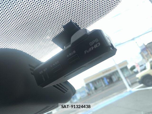 Nissan SERENA 2018-05 7619836-7