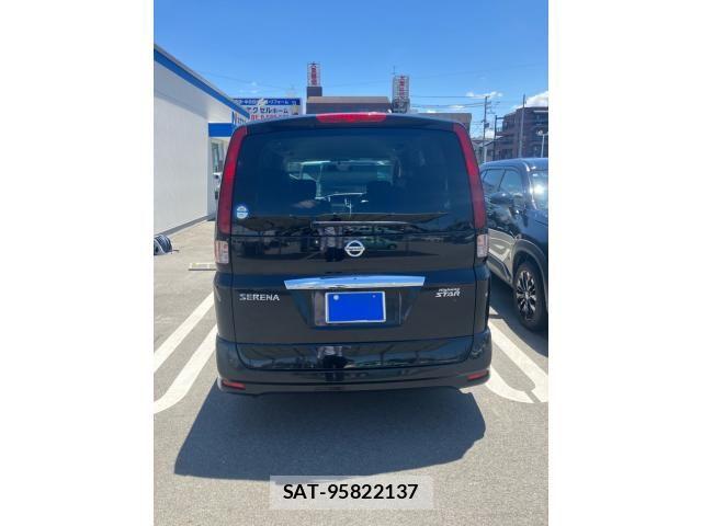 Nissan SERENA 2010-02 7619861-1