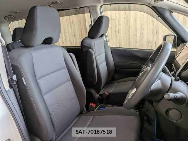 Nissan SERENA 2022-01 7619814-6