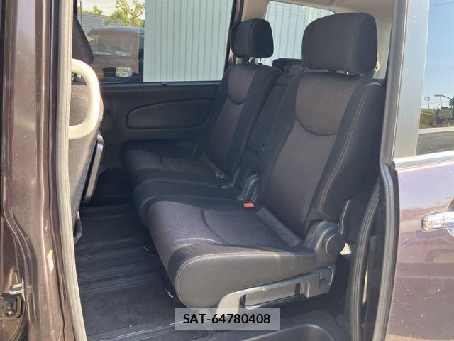 Nissan SERENA 2012-07 7619860-4