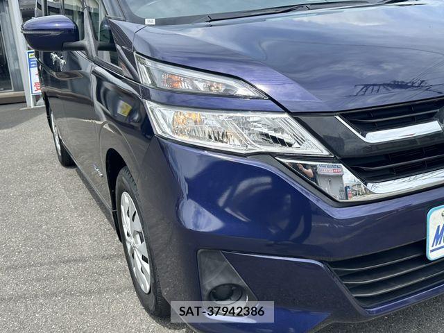 Nissan SERENA 2017-07 7619856-22