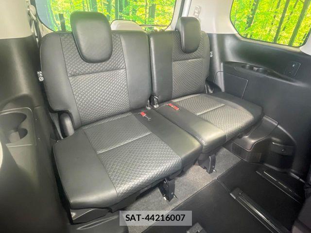 Nissan SERENA 2018-10 7619815-10