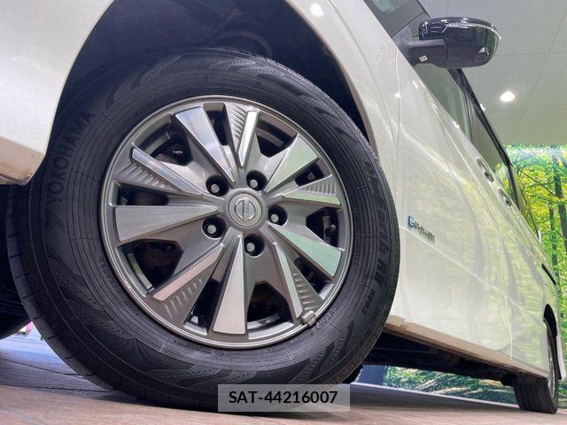 Nissan SERENA 2018-10 7619815-14