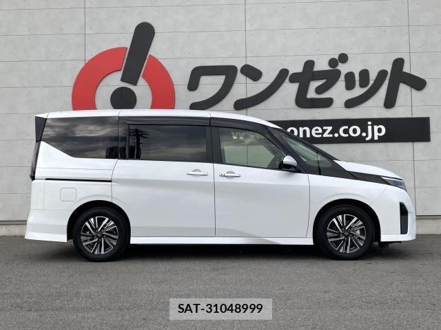 Nissan SERENA 2023-09 7619793-19