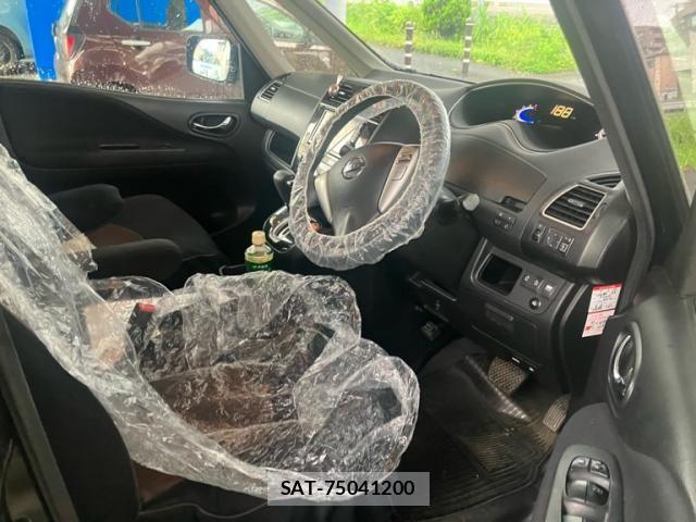 Nissan SERENA 2012-03 7728383-13