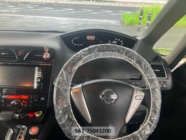 Nissan SERENA 2012-03 7728383-22