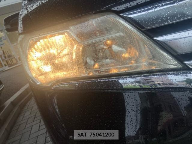 Nissan SERENA 2012-03 7728383-23