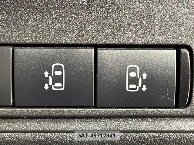 Nissan SERENA 2023-05 7728278-2