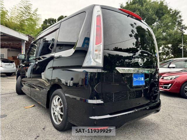 Nissan SERENA 2011-06 7728372-2