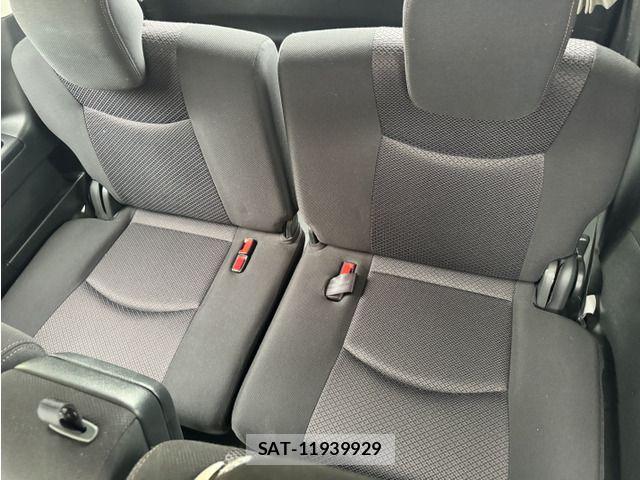 Nissan SERENA 2011-06 7728372-6