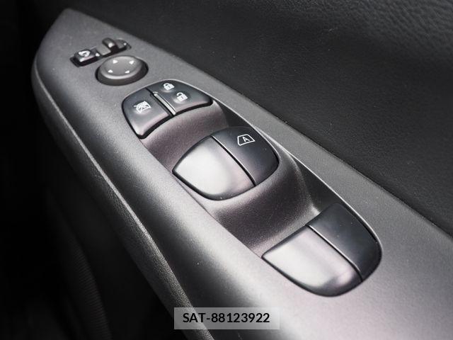 Nissan SERENA 2022-05 7728362-10