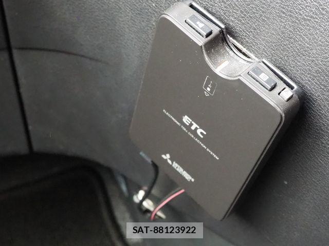 Nissan SERENA 2022-05 7728362-11