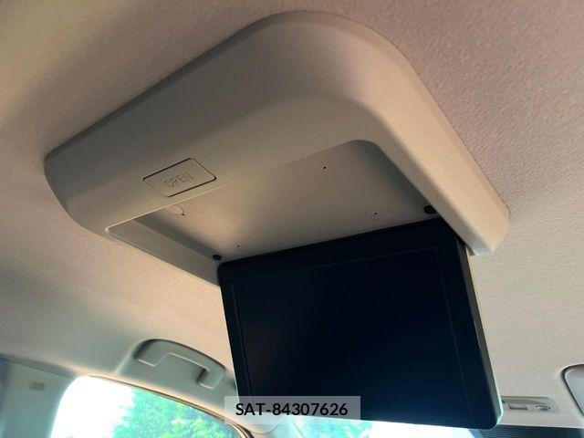 Nissan SERENA 2023-07 7728263-2
