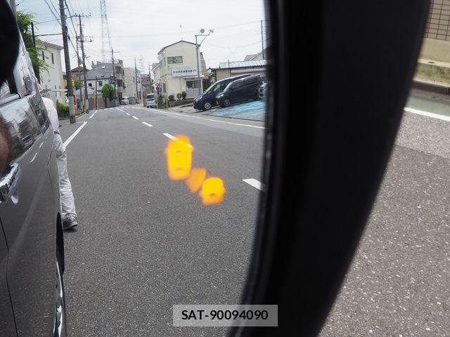 Nissan SERENA 2022-05 7728360-13