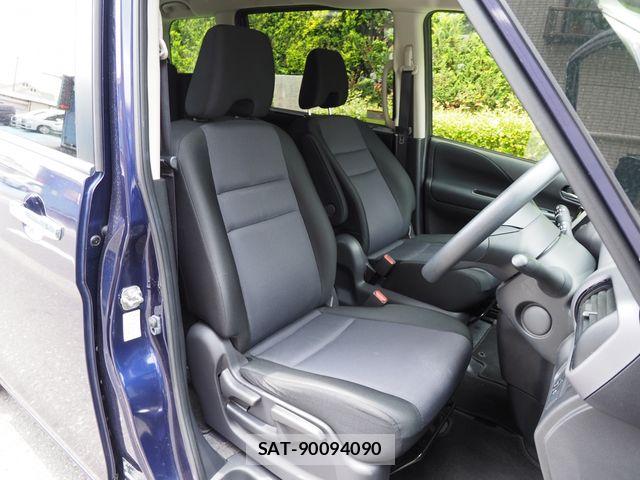 Nissan SERENA 2022-05 7728360-14