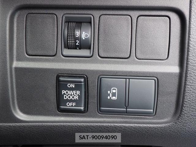 Nissan SERENA 2022-05 7728360-5