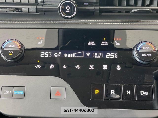 Nissan SERENA 2023-10 7728262-11