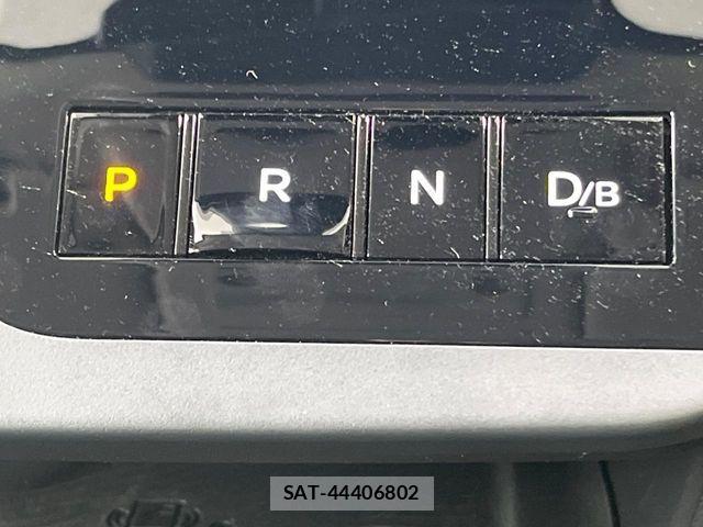 Nissan SERENA 2023-10 7728262-12