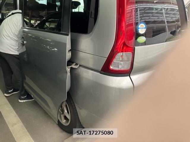 Nissan SERENA 2007-07 7728390-3