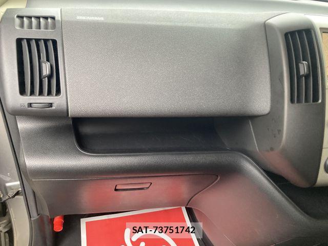 Nissan SERENA 2007-07 7728374-25