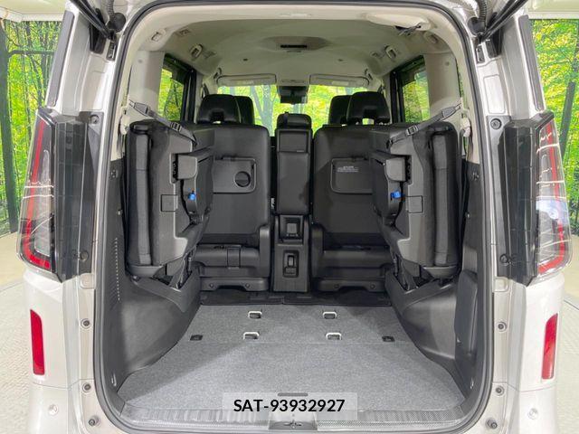Nissan SERENA 2024-07 7728261-9