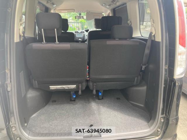 Nissan SERENA 2012-04 7728370-12