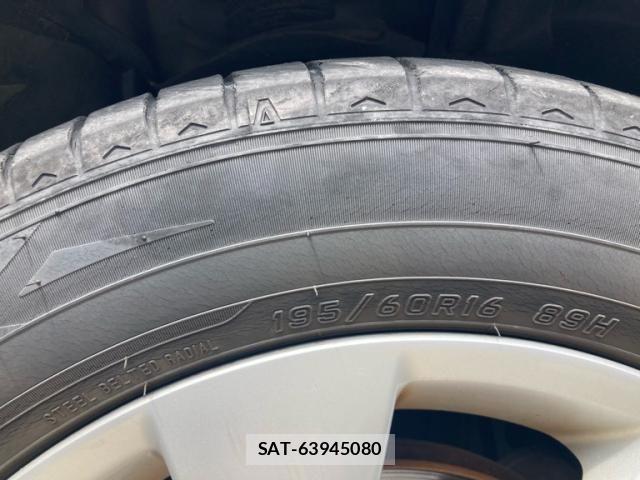 Nissan SERENA 2012-04 7728370-4