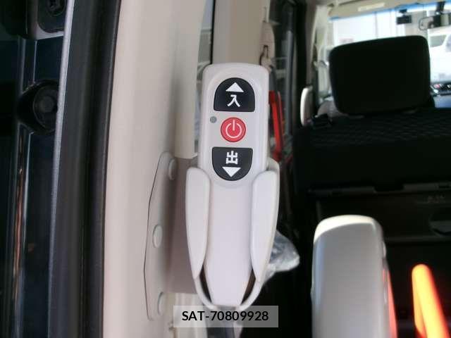Nissan SERENA 2015-03 7728365-4