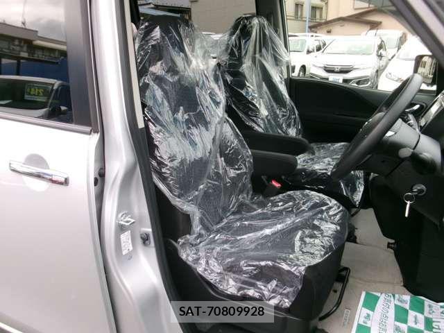 Nissan SERENA 2015-03 7728365-7