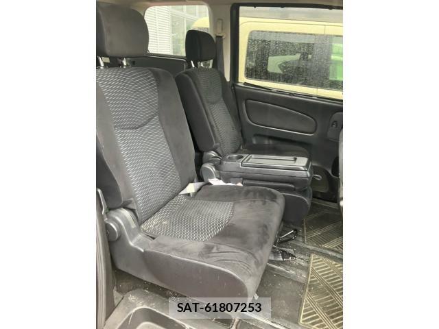 Nissan SERENA 2012-08 7728396-20