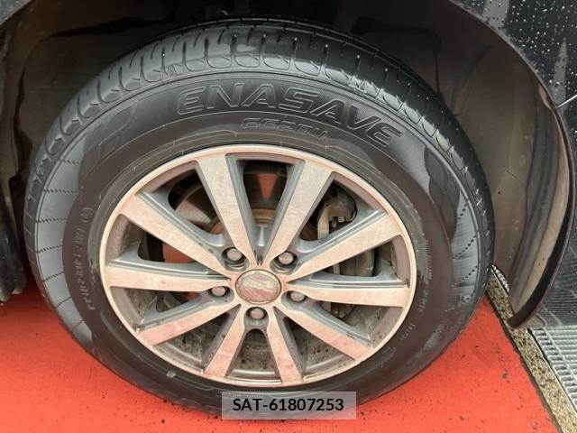 Nissan SERENA 2012-08 7728396-2