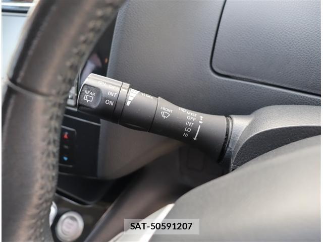 Nissan SERENA 2011-05 7728368-15