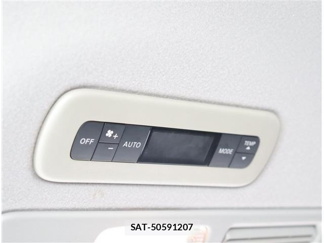 Nissan SERENA 2011-05 7728368-19