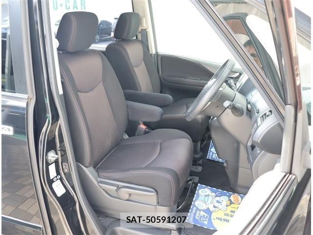 Nissan SERENA 2011-05 7728368-7