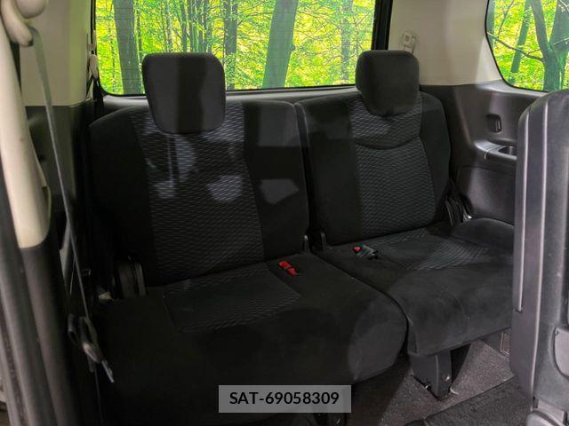 Nissan SERENA 2011-03 7728371-9