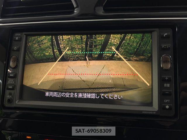 Nissan SERENA 2011-03 7728371-4